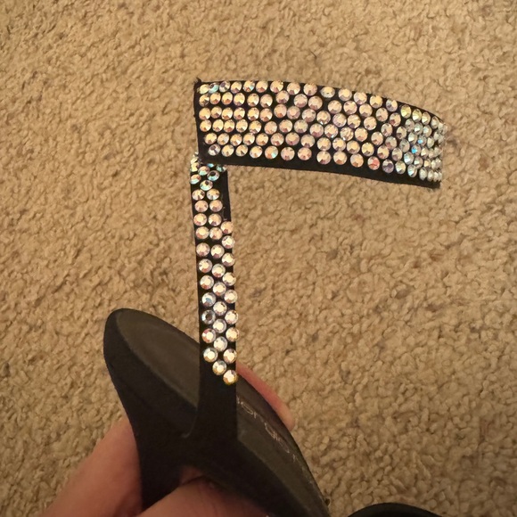 Elegant Sergio Rossi Swarovski Crystal Strap Pointed Pumps EU 37 - Picture 8 of 9